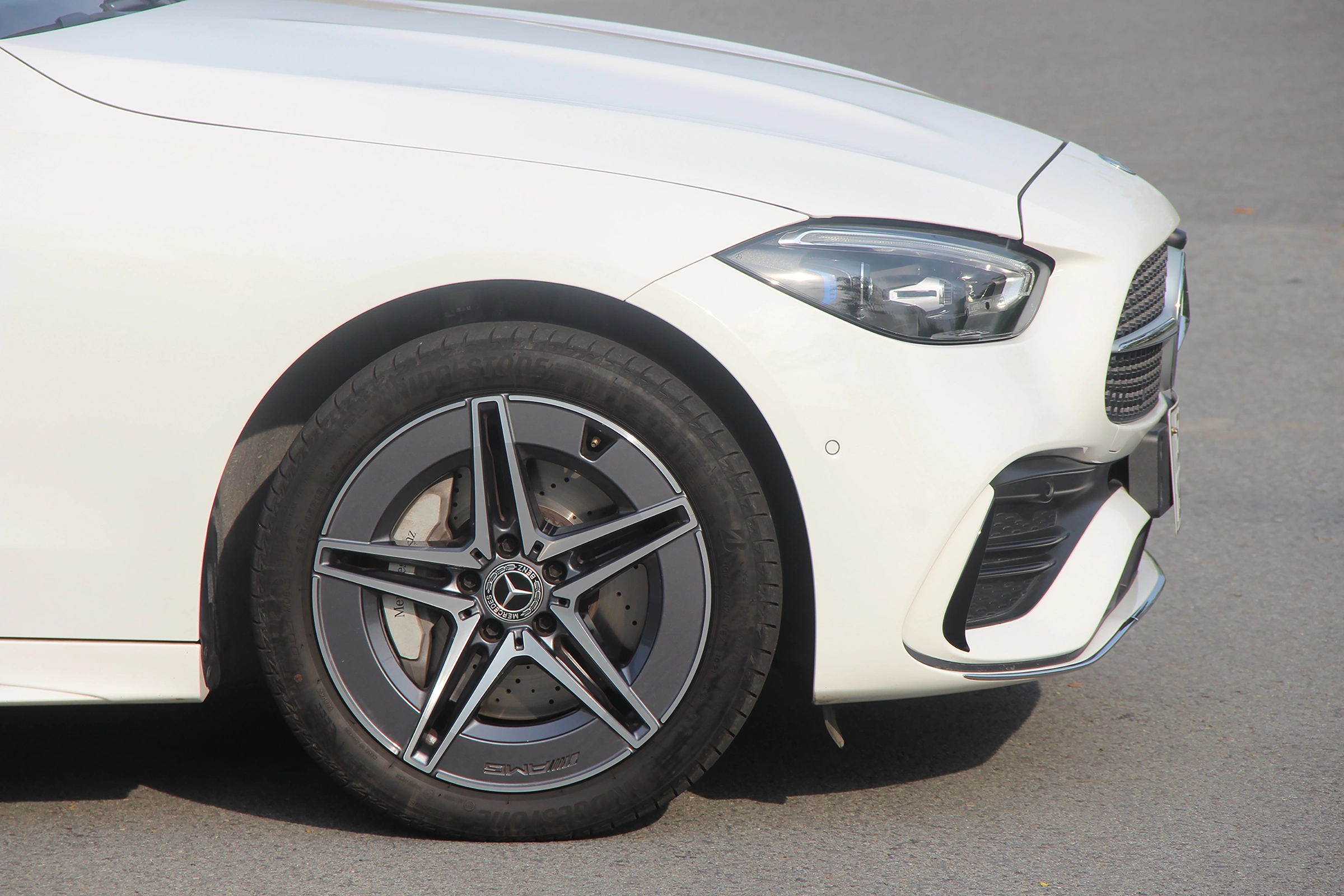 Xe Mercedes C-Class 2022