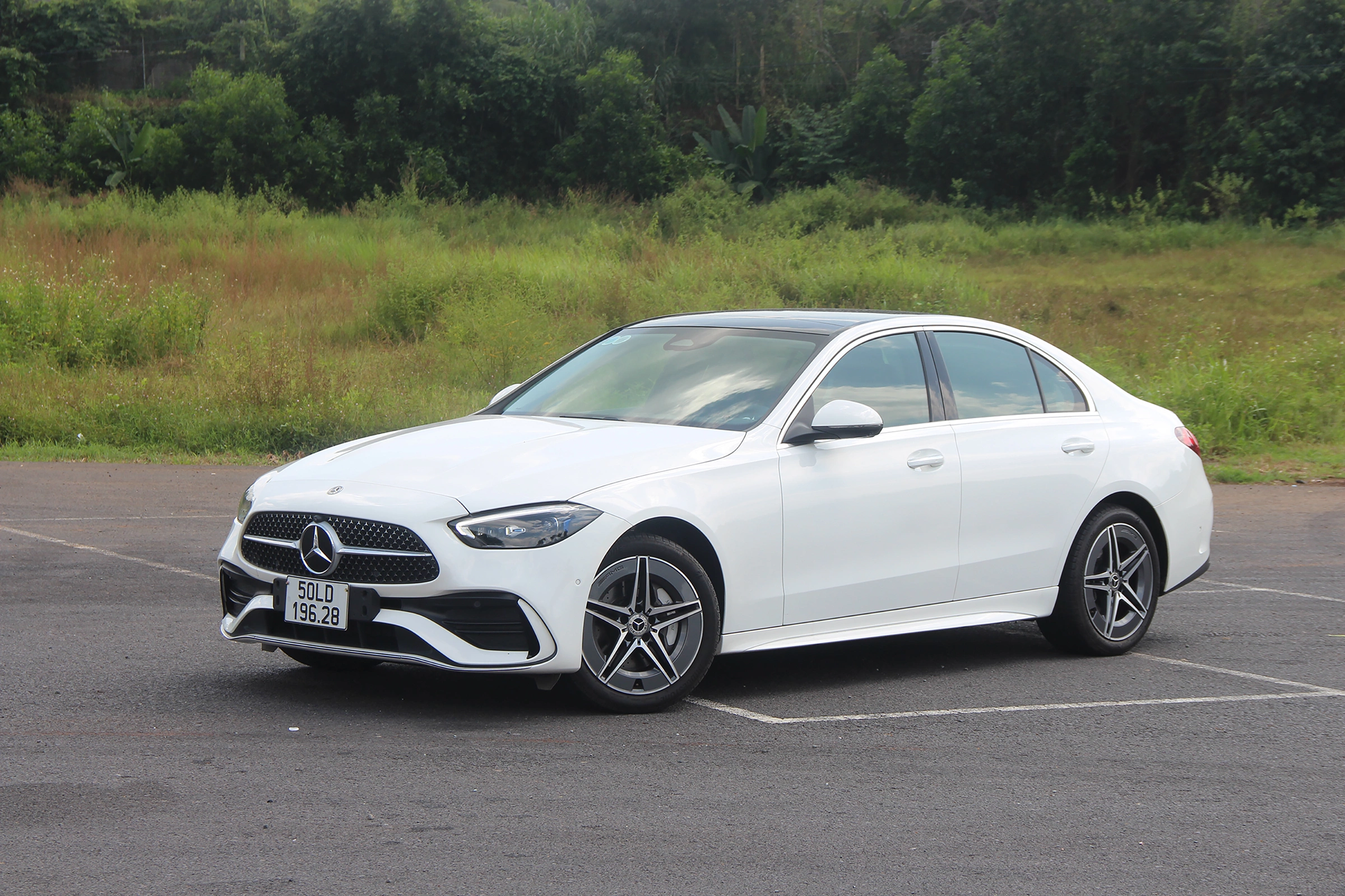 Xe Mercedes C-Class 2022
