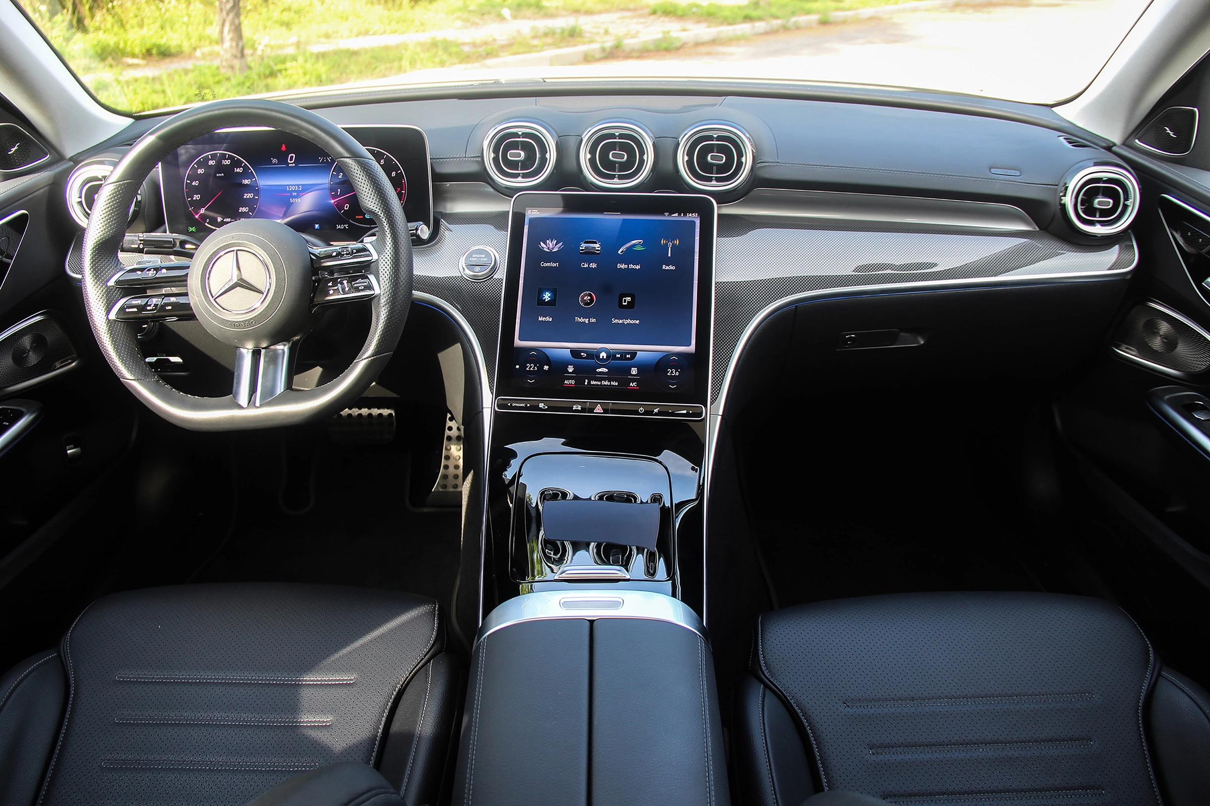 Xe Mercedes C-Class 2022